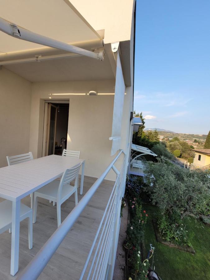 Garda View - Nuovo Appartamento Con Solarium Vista Lago Екстер'єр фото